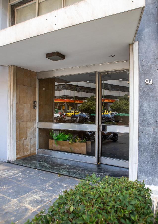 Διαμέρισμα Στο Κέντρο Δίπλα Στα Νοσοκομεία Και Τα Αξιοθέατα Apartment Athens Exterior photo